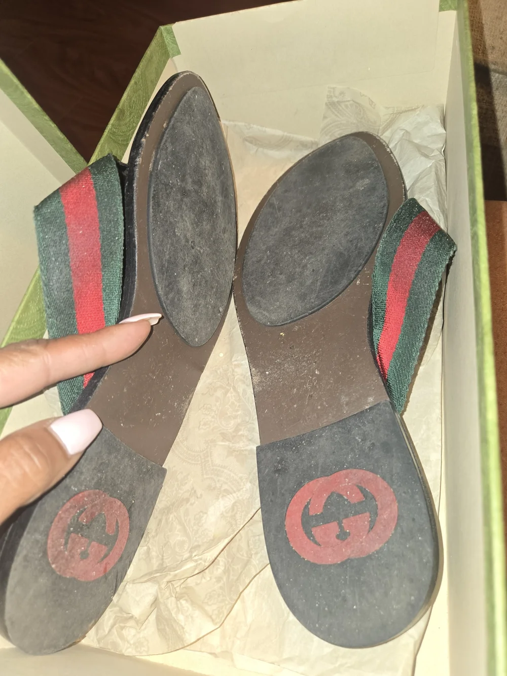 Gucci Mens Brown GG Logo Flip Flop Sandals with Red & Green Straps